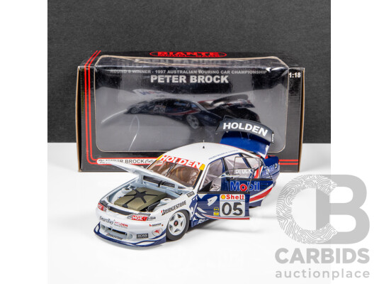 1660342 · Biante 1997 Holden VS Commodore ATCC Round 8 Winner Peter Brock Mobil #05 3969/13002 1:18 Scale Model Car