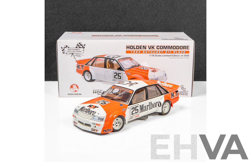 Classic Carlectables 1984 Holden VK Commodore Bathurst 2nd Place HDT #25 1934/2500 1:18 Scale Model Car
