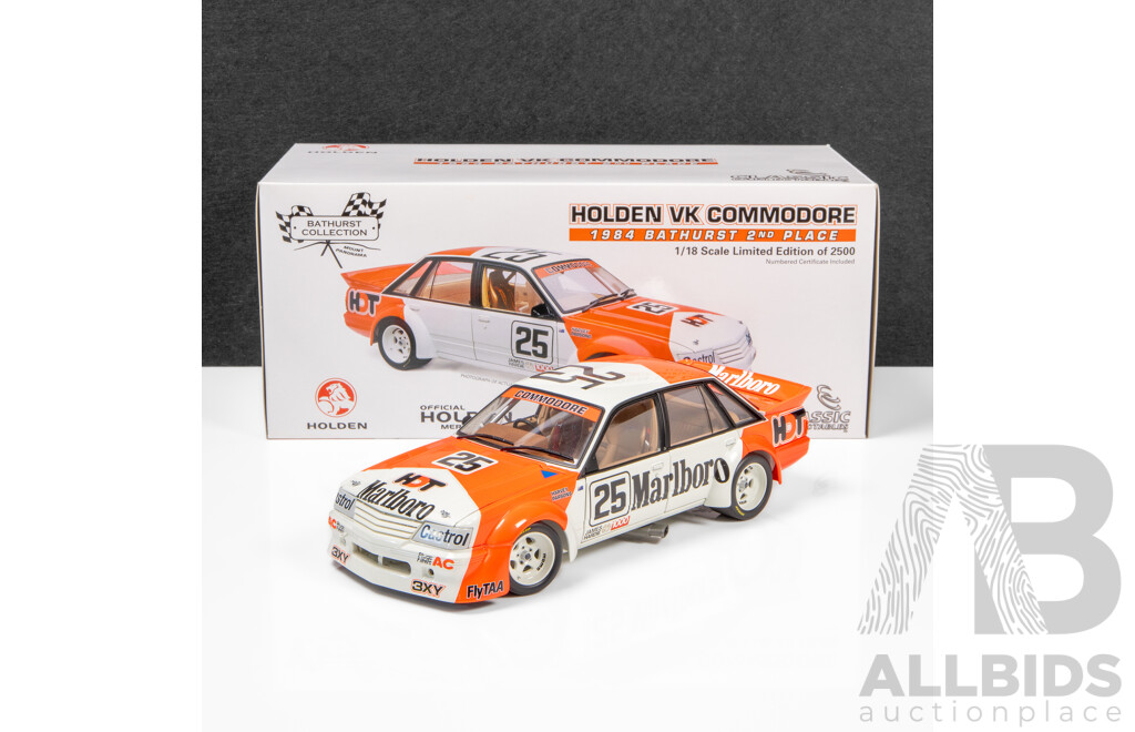 Classic Carlectables 1984 Holden VK Commodore Bathurst 2nd Place HDT #25 1934/2500 1:18 Scale Model Car