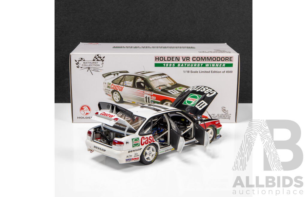 Classic Carlectables 1995 Holden VR Commodore Bathurst Winner Perkins / Ingall Castrol #11 131/1002 1:18 Scale Model Car