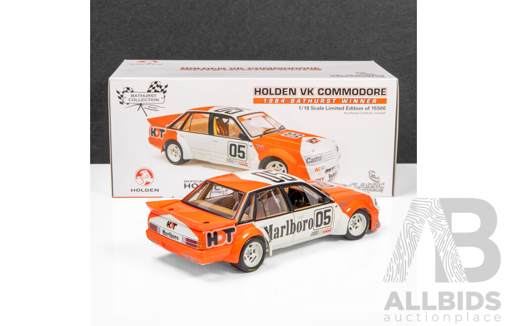 Classic Carlectables 1984 Holden VK Commodore Bathurst Winner Brock / Perkins Marlboro #05 34/15500 1:18 Scale Model Car
