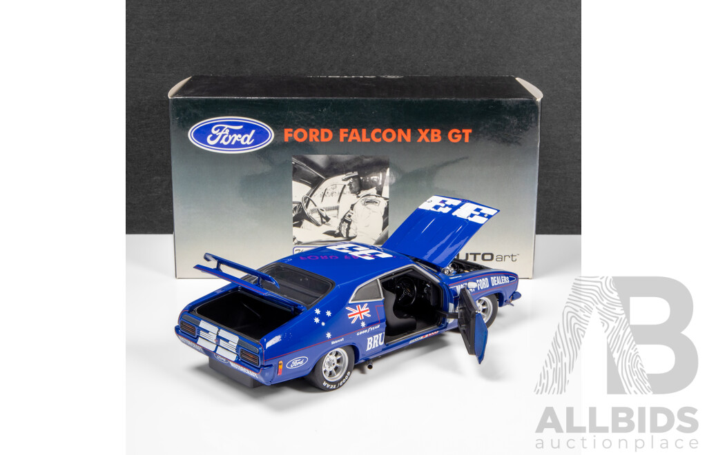 AUTOart 1974 Ford XB GT Falcon Hardtop Bathurst Allan Moffat / Dieter Glemser Brut #33 5367/6000 1:18 Scale Model Car - Signed COA
