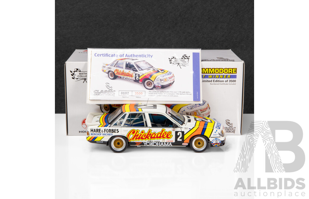 Classic Carlectables 1986 Holden VK Commodore Bathurst Winner Chickadee #2 Bailey / Grice 1:18 Scale Model Car