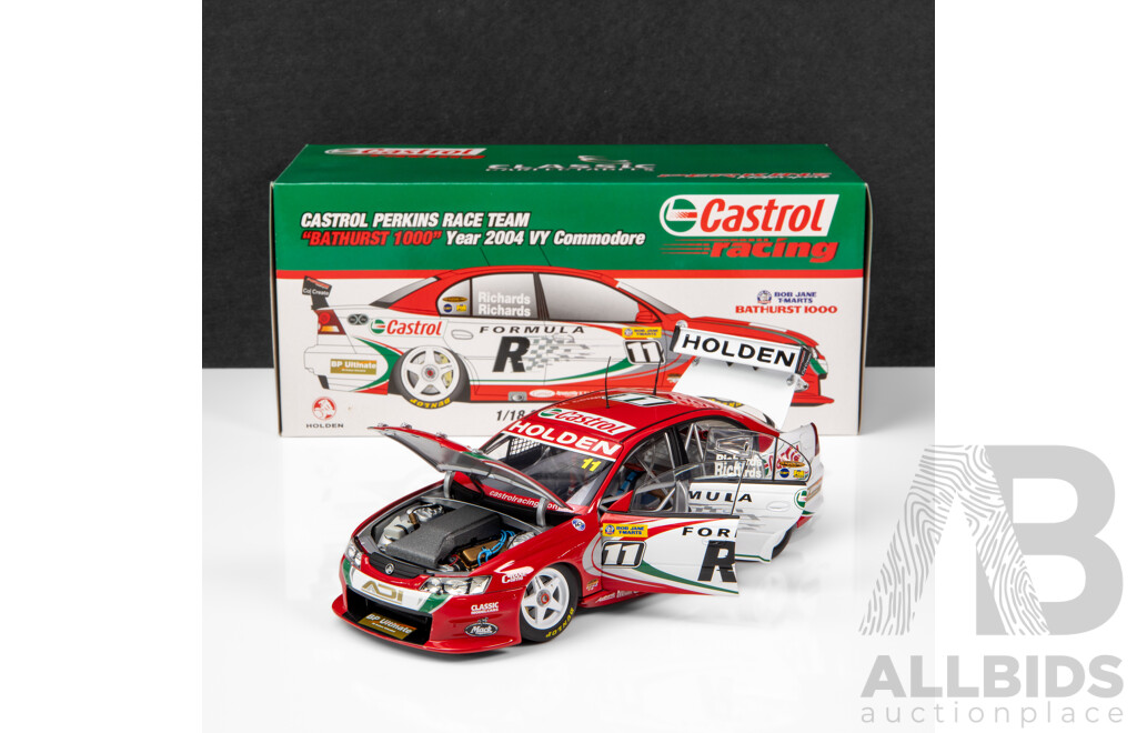 Classic Carlectables 2004 Holden VY Commodore Bathurst 1000 Castrol Perkins #11 Richards 1:18 Scale Model Car