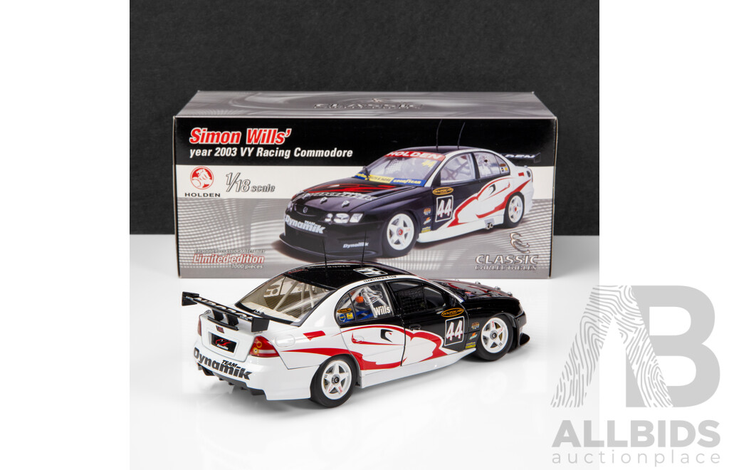 Classic Carlectables 2003 Holden VY Commodore V8 Supercar Team Dynamik Simon Wills #44 1:18 Scale Model Car
