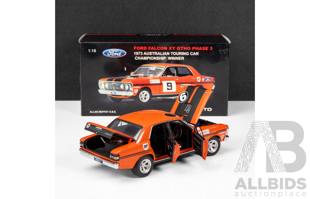 AUTOart 1973 Ford XY Falcon GTHO Phase 3 ATCC Winner Allan Moffat #9 1:18 Scale Model Car - Signed COA