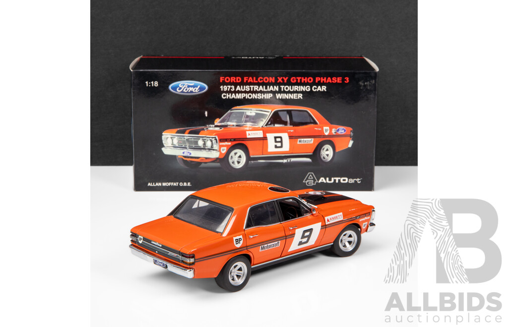 AUTOart 1973 Ford XY Falcon GTHO Phase 3 ATCC Winner Allan Moffat #9 1:18 Scale Model Car - Signed COA