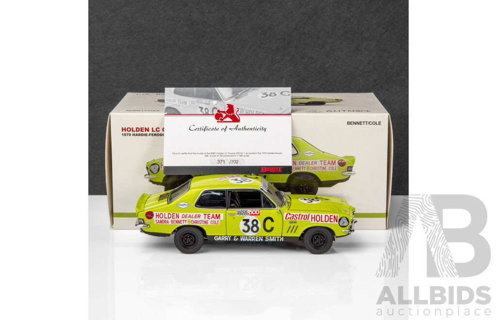 AUTOart 1970 Holden LC Torana GTR XU-1 Hardie Ferodo 500 Sandra Bennett #38C 1:18 Scale Model Car