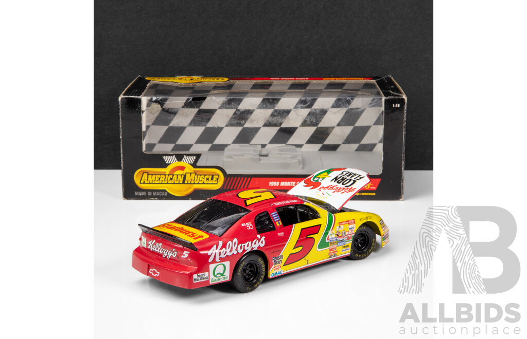 Ertl Collectibles 1998 Chevrolet Monte Carlo Nascar Terry Labonte #5 Kelloggs 1:18 Scale Model Car