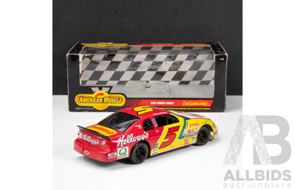 Ertl Collectibles 1998 Chevrolet Monte Carlo Nascar Terry Labonte #5 Kelloggs 1:18 Scale Model Car