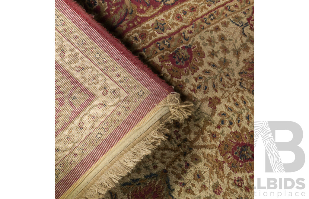 Machine Made Persian Style Nain Carpet