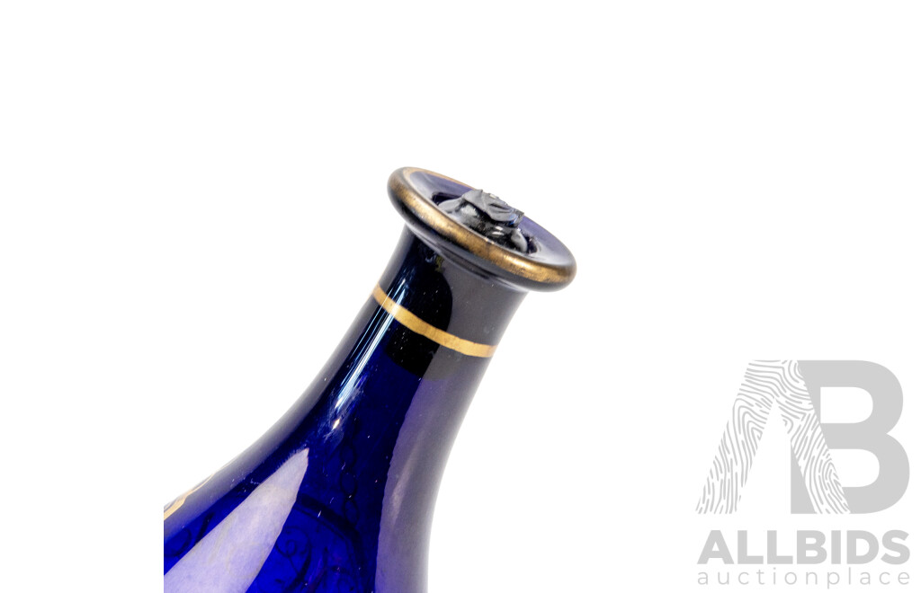 Rare Antique English Bristol Blue Decanter with Stopper Decorated in Atelier of James Giles, Circa 1780