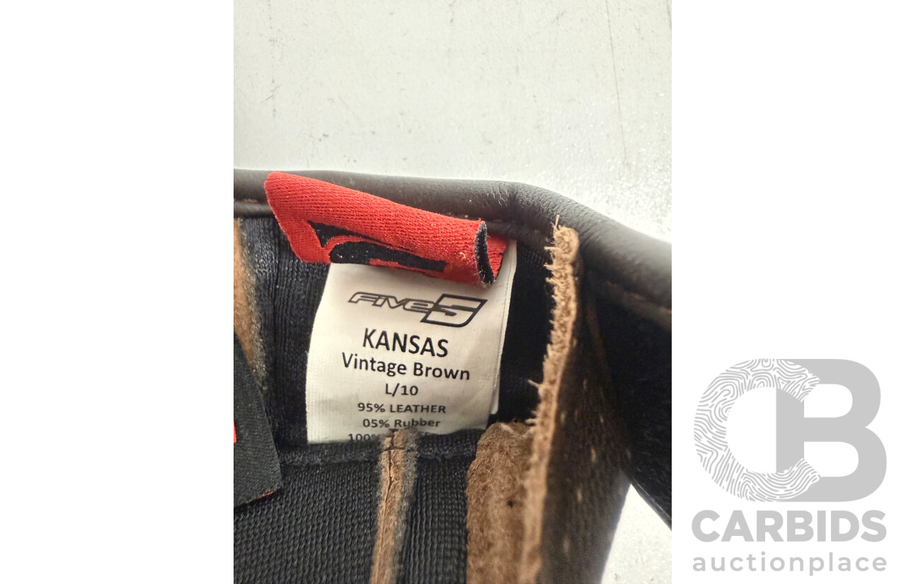 3x Ixon, Suomy, Five5 Motorcycle Riding Gloves + Rarebird, Reviti Wind Collar