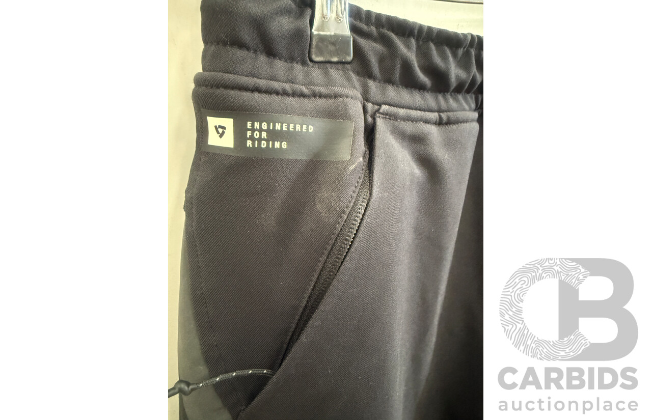 Revit Parabolica Black Textile Pants