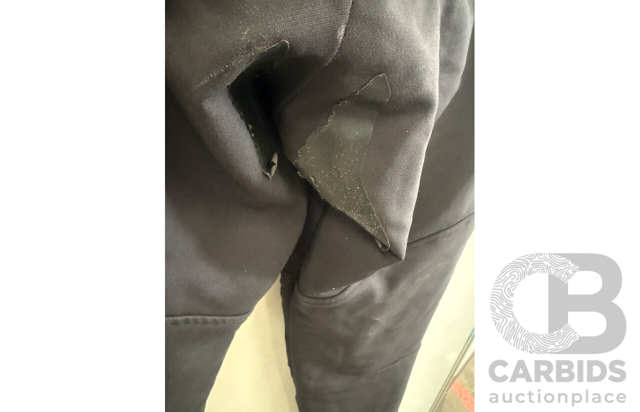 Revit Parabolica Black Textile Pants