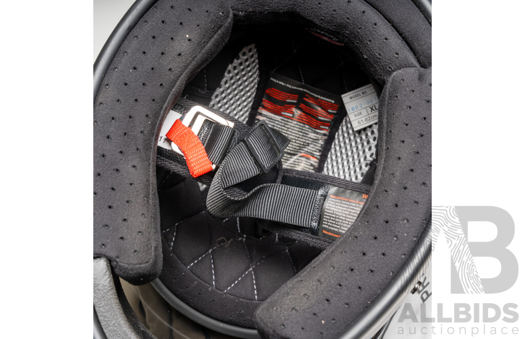 Biltwell Gringo Matte Black Road Bike Helmet with Chrome Bubble Shield + Shoei Bag