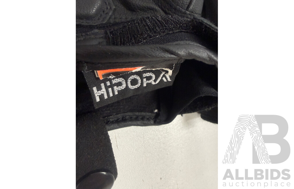 3x Ixon, Suomy, Five5 Motorcycle Riding Gloves + Rarebird, Reviti Wind Collar