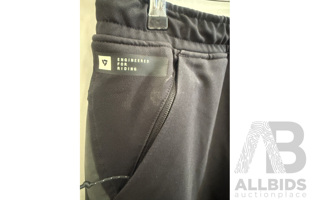 Revit Parabolica Black Textile Pants