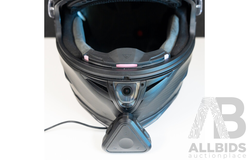 Forcite MK1S Carbon Fibre Smart Motorcycle Helmet with Inbuilt Camera GPS Infront Vision