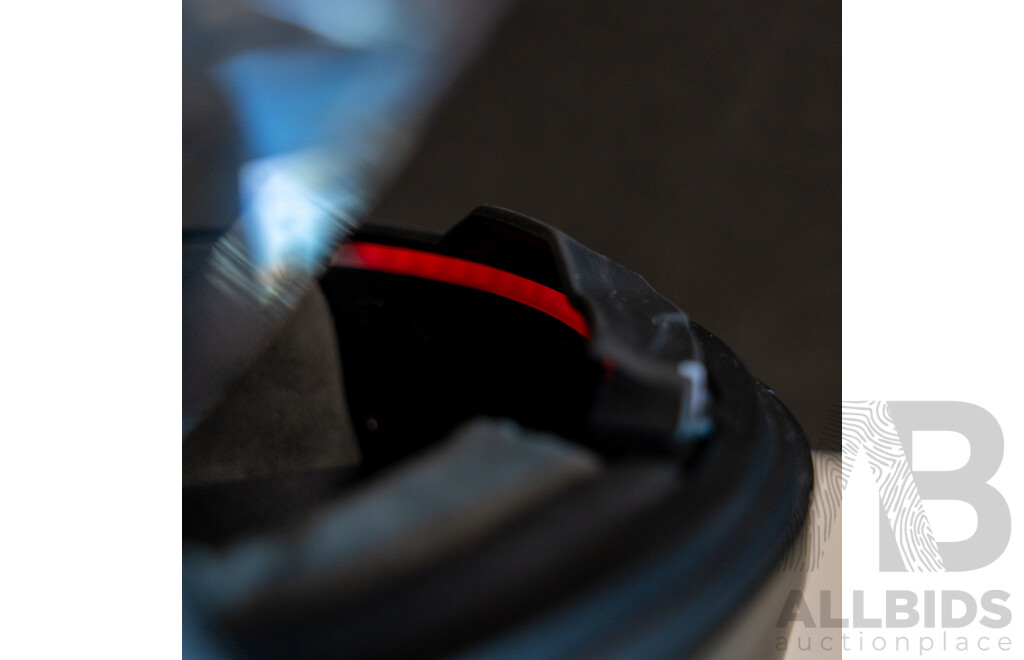 Forcite MK1S Carbon Fibre Smart Motorcycle Helmet with Inbuilt Camera GPS Infront Vision