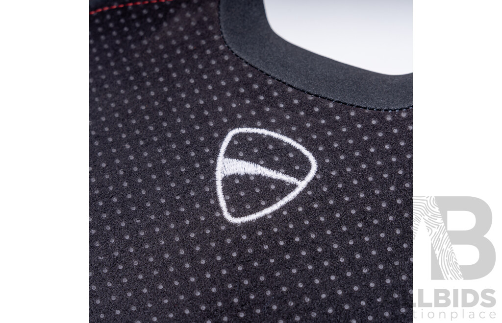 2022 to 2024 Ducati Streetfighter V2 Lowered Comfort Seat. Lowers the Seat Height by -20mm.