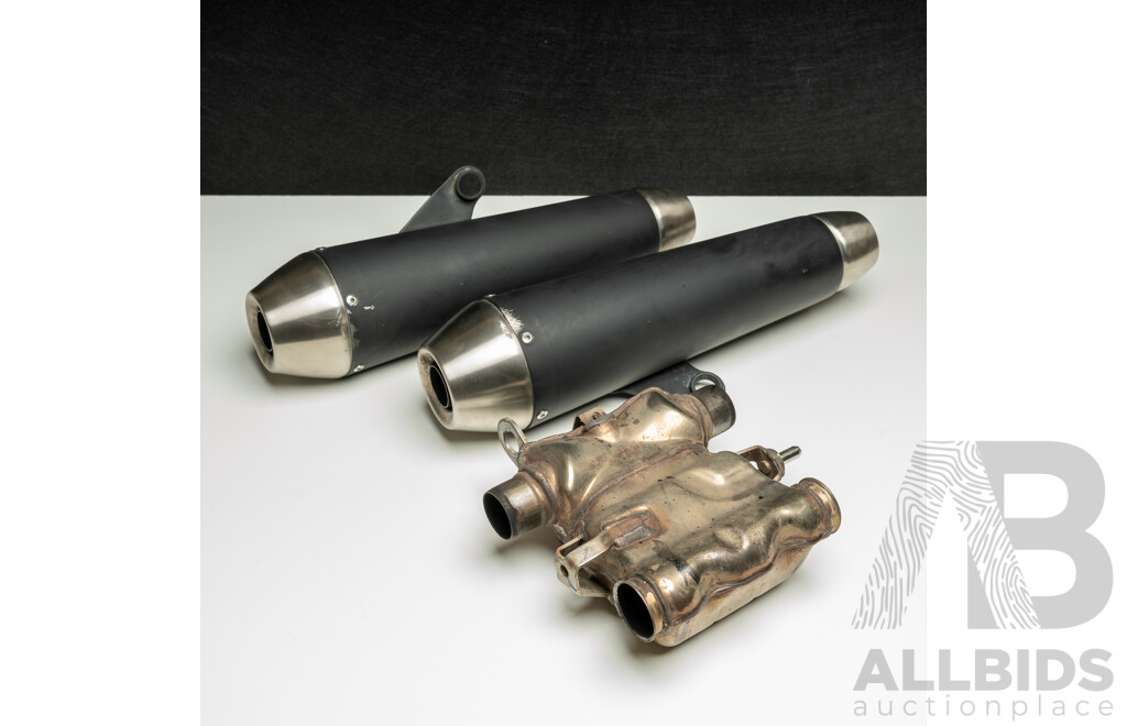 OEM Triumph Bonnevilles Exhaust System