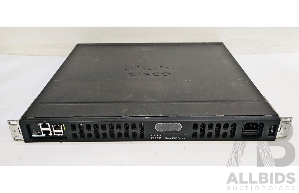Cisco (ISR4331/K9) 4300 Series Integrated Services Router