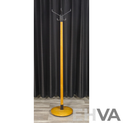 Ex-governmental Maple Coat Rack