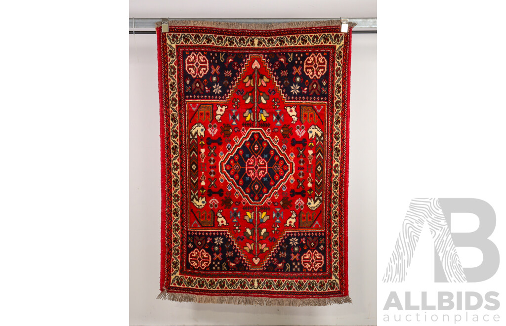 Hand Knotted Persian Sharaz Rug