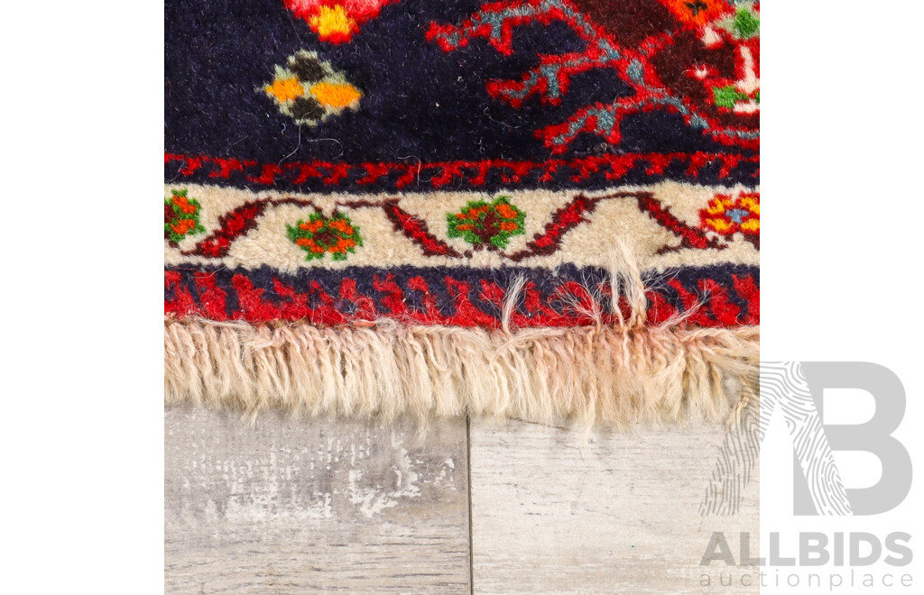 Hand Knotted Persian Rug