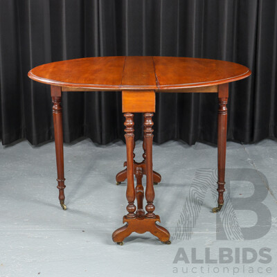 Victorian Oak Drop Side Table