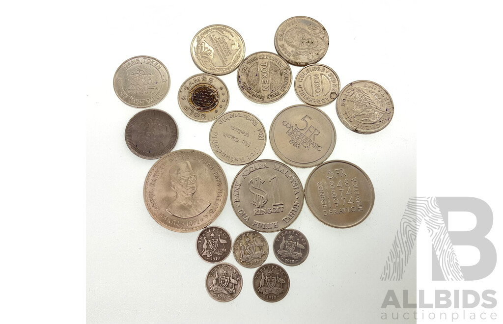 Five Australian KEVII 1910 Silver Threepence, Malaysia 1979 One Ringgit, 1971 Five Ringgit, Switzerland 174 Five Francs, Assorted Australian Medallions and Tokens