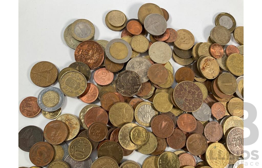 Collection of International Coins Including United Kingdom, Guatemala, Singapore, Spain, Euro, Kenya and More - Approximately 1.7 Kilograms