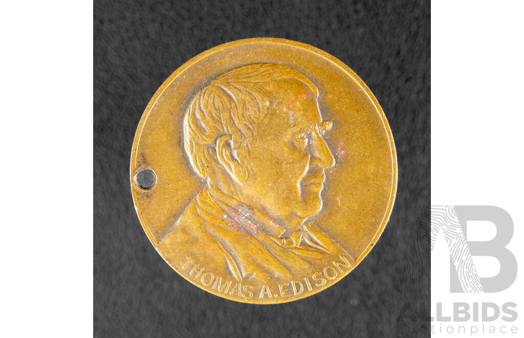 USA 1947 Thomas Edison 100th Anniversary Medal