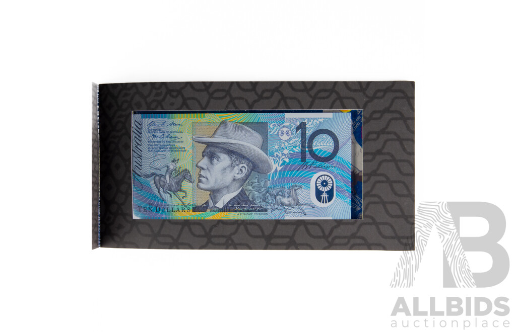 Two Australian Ten Dollar Notes, Two Generations, 2017 Lowe/Fraser CE170631631 and 2015 Stevens/Fraser AB15677622