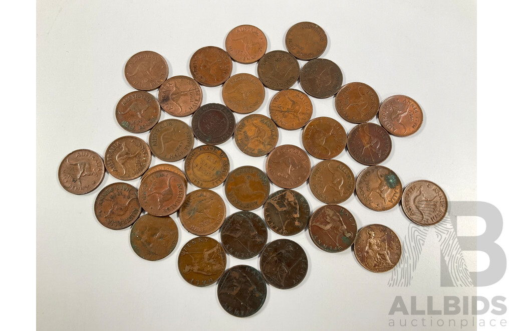 Collection of Australian Half Pennies Spanning 1926 to 1961 and Great Britain Half Pennies Spanning 1901 to 1914