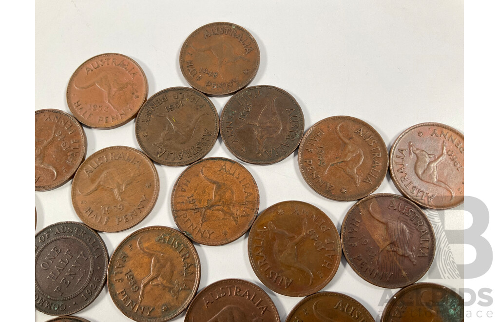 Collection of Australian Half Pennies Spanning 1926 to 1961 and Great Britain Half Pennies Spanning 1901 to 1914