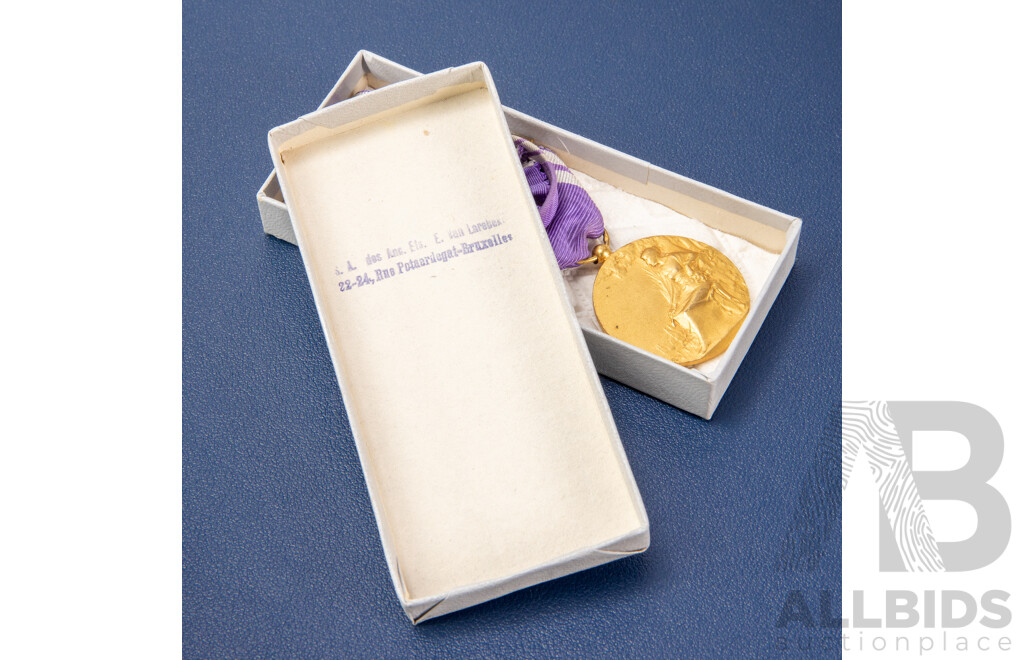France Benevolent Service Officers Medal