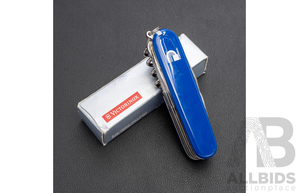 Swiss Army Knife Victorinox - in Blue Colour
