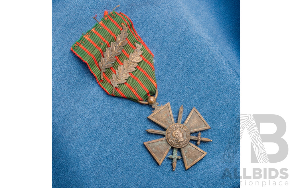 French WW1 Croix De Guerre 1914-15 Medal