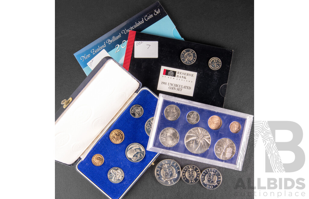 New Zealand 1968 Proof Coin Set, 1991 and 2002 UNC Coin Sets, Samoa 1967/1974 UNC Coin Sets