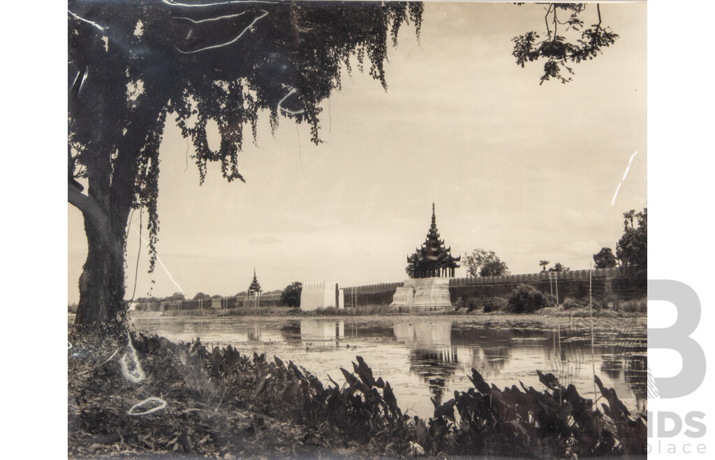 Very Interesting Historical Collection Black & White Photographs Featuring Varied Vistas & Scenes From Burma/Myanmar, 43 x 32 cm (album)