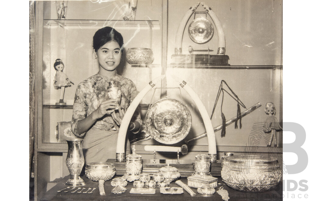 Very Interesting Historical Collection Black & White Photographs Featuring Varied Vistas & Scenes From Burma/Myanmar, 43 x 32 cm (album)