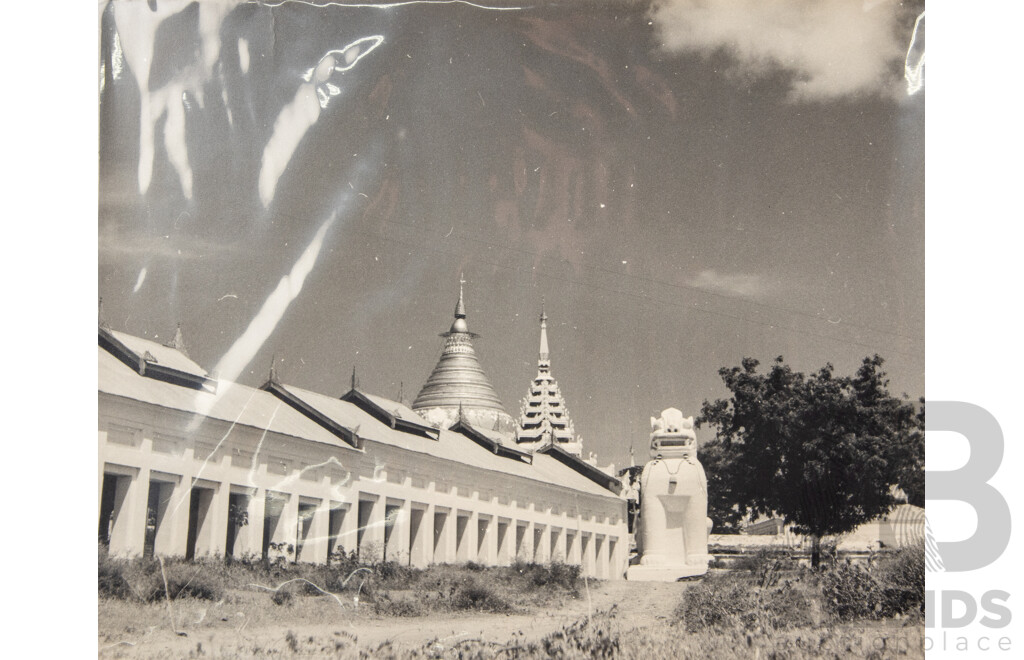 Very Interesting Historical Collection Black & White Photographs Featuring Varied Vistas & Scenes From Burma/Myanmar, 43 x 32 cm (album)