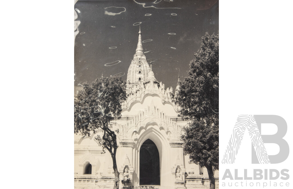 Very Interesting Historical Collection Black & White Photographs Featuring Varied Vistas & Scenes From Burma/Myanmar, 43 x 32 cm (album)
