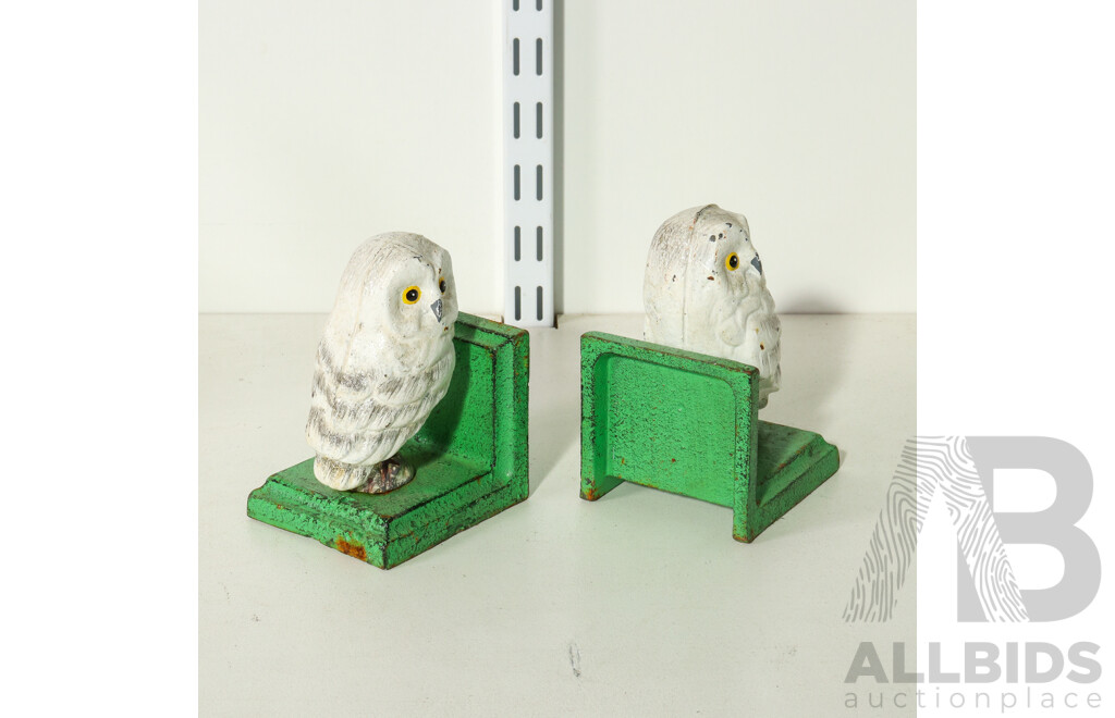 Pair Cast Iron Owl Bookends
