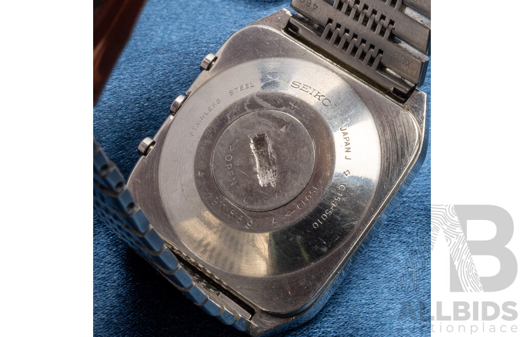 Vintage Seiko Calculator Digital LCD Display Quartz Japan Men's Watch - C153-5010