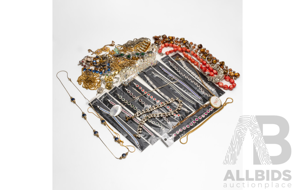 Collection of Costume Jewellery. Necklaces, Brooches, Earrings, Bracelets, Pendants