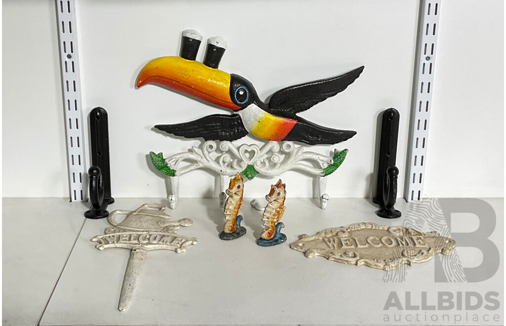 Collection of Mixed Cast Iron Including Toucan Coat Hook, Welcome Sign, Sea Horses and Wall-hanging Hooks