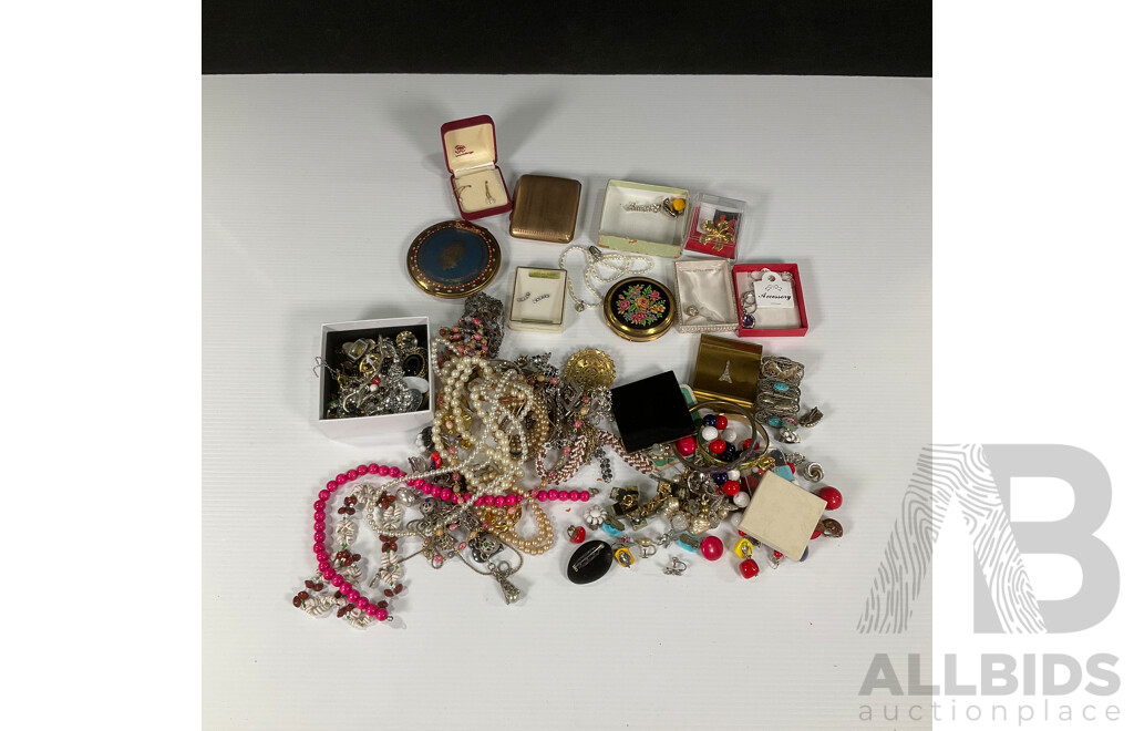 Large Collection of Mixed Jewellery